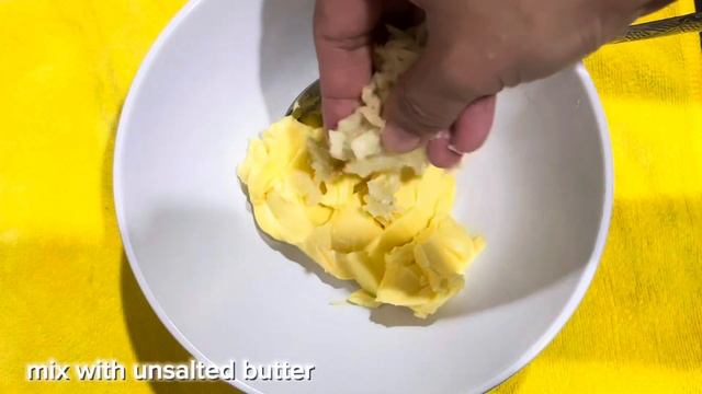 Campbell Creamy of chicken soup with garlic bread смотреть онлайн