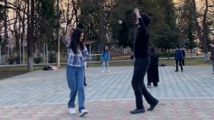 Чеченская Лезгинка 2025 Девушки Танцуют ALISHKA Dance Lezginka Bass Chechen Songs Zaqatala Park Кайф