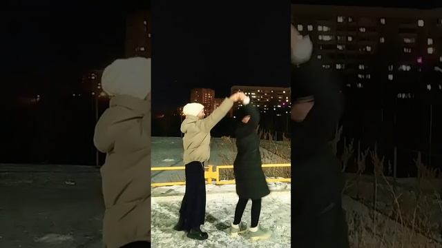 ☃️#snowmanedit #siasnowmanlyrics #васялучше #dance смотреть онлайн