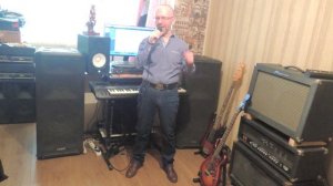 ЮРИЙ КУНЕЦ  - ТРИ ОКНА.