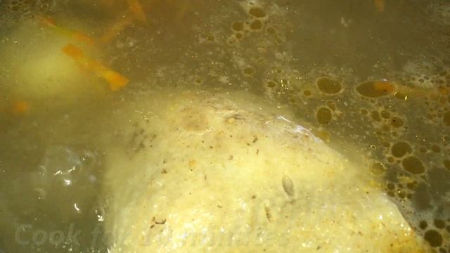 Суп с курицей и яичной лапшой смотреть онлайн