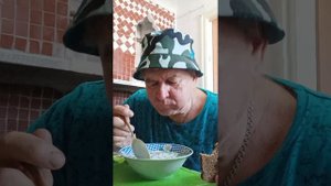 На обед, окрошка. Приятного всем аппетита.