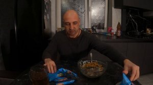 Лучший салат к пиву из селедки и сухариков