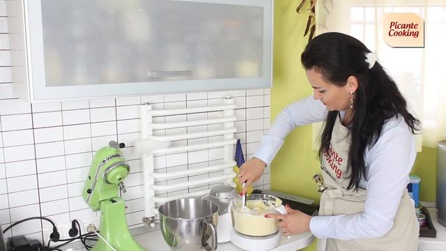 Оладки з домашнього сиру смотреть онлайн