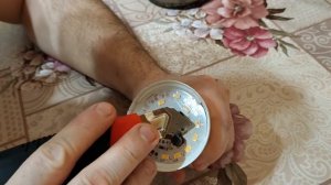Как починить и сделать светодиодную лампу ? Ремонт и восстановление светодиодной лампочки !
