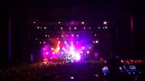 Концерт G3, Rockin In A Free World