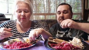 Бомж обед - обжор за 100 рублей на двоих