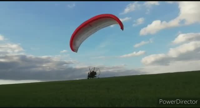Красивые полёты на мотопараплане. смотреть онлайн