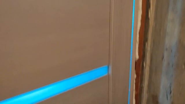 Как смазать петли дверей не снимая двери с петель ? смотреть онлайн