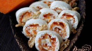 Рулет из лаваша с творогом и тыквой
