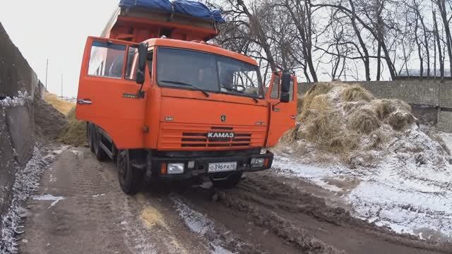 КАМАЗ 65115 самосвал.