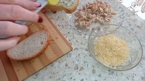Завтрак за 5 минут. Горячие Бутерброды с куриной грудкой.