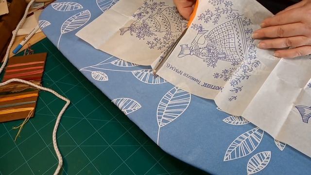 BEGINNER’S GUIDE TO EMBROIDERY  | Using Iron-on Transfers Stem Stitch and Lazy Daisy Stitch