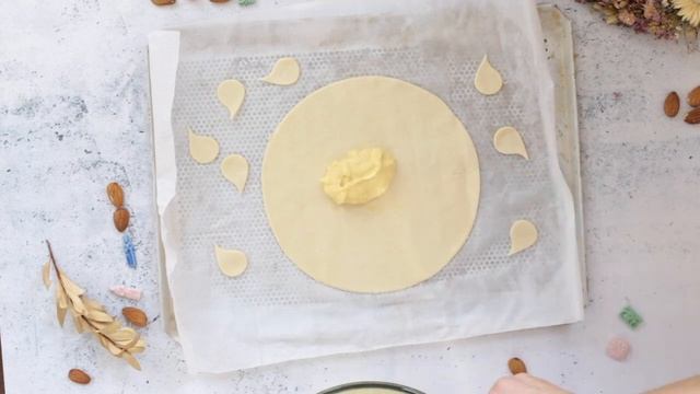 La galette des rois classique et délicieuse expliquée pas à pas !