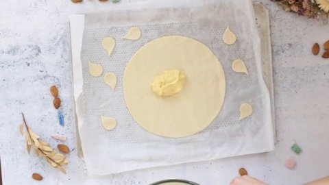 La galette des rois classique et délicieuse expliquée pas à pas !