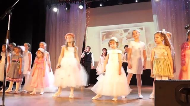 Шоу-группа Мечта - Мама