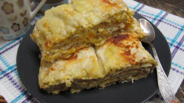Пирог из лаваша с творогом тыквой и курагой