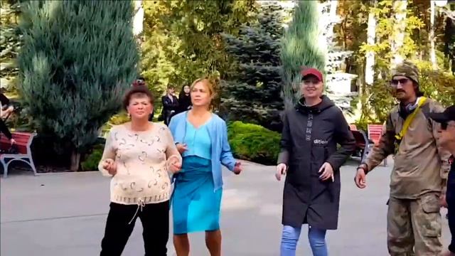 Я НА НЕІ ЗАДИВИВСЯ,ТУМБА,ТУМБАРА! ХАРЬКОВ ТАНЦІ НА РЕТРО,СЕНТЯБРЬ 2023 смотреть онлайн