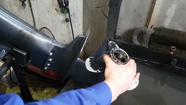 Не едет лодочный мотор. Провернут винт смотреть онлайн