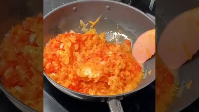 Скумбрия на подушке🐟 Ингредиенты в моём телеграмм канале #shorts смотреть онлайн