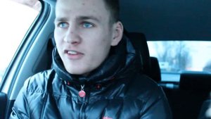 Четко зачитал в машине про пса