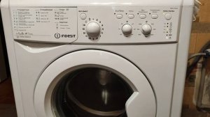 Шумит стиральная машина при отжиме  Индезит