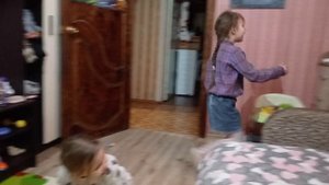 девочки делали челендж с конфетами🍬🍭