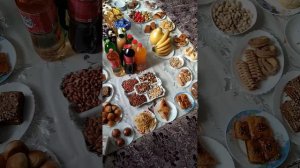 дастархони. Идона.