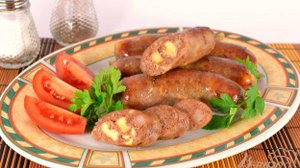Домашние колбаски с сыром