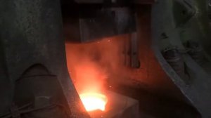 Здесь куют металл