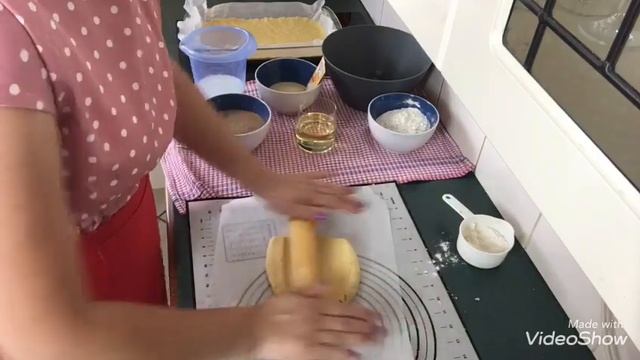 KOLAC KOJI SE TOPI U USTIMA-KOCKE OD ROGACA-STARINSKI RECEPT IZ STARE SVESKE