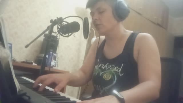 Инга Башкирова - На корточках (автор Ольга Чикина)