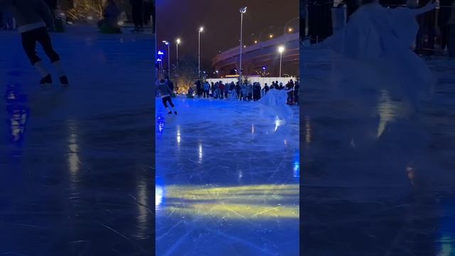 Каток у флагштока (Санкт-Петербург)- самый большой каток в мире. смотреть онлайн