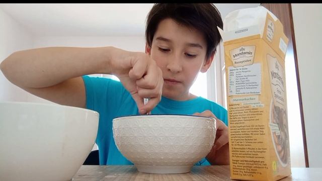 Как приготовить ньютоновскую жидкость в домашних условиях.@VladGameMod смотреть онлайн