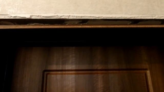 Входная дверь , откосы из лдсп
