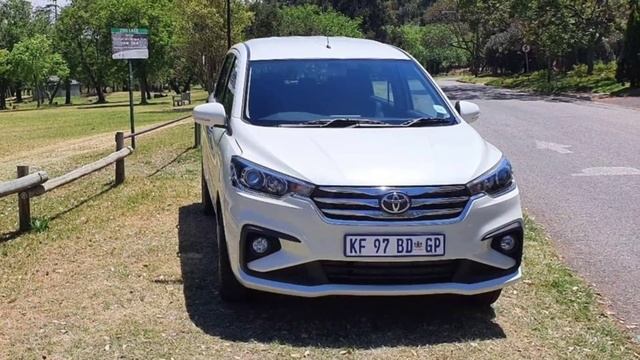 Finally New Toyota Rumion is Here Baby Innova Crysta | Price? | toyota rumion review | toyota ertig