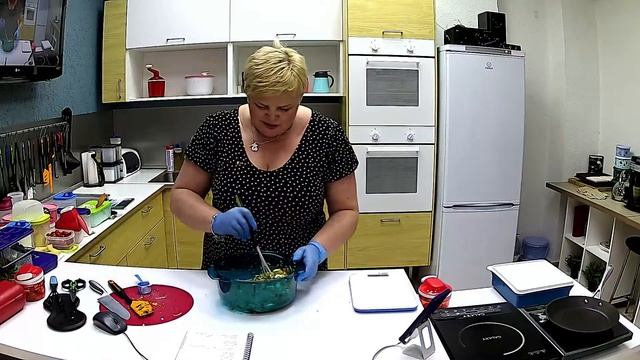 Мастер-класс
«Печеночный хлеб, салат с
блинами и курицей»
