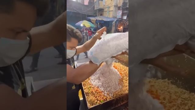 Massive Chicken Shawarma in Delhi 😱🔥