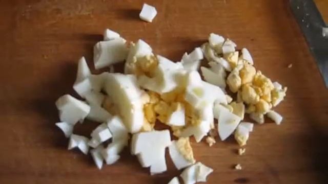 Окрошка на кефире .