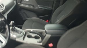 KIA SPORTAGE 2015 год в отличном состоянии