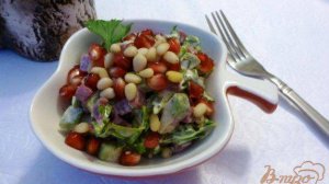 Салат со свеклой и авокадо