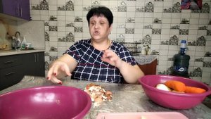 Всем привет и по привычке поседелки за столом.