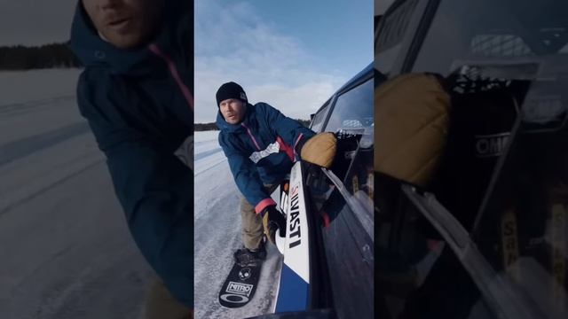 Is this the best way to tow-in on your snowboard? 🤩 | Eero Ettala X Kalle Rovanperä