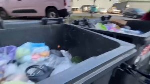 КАК Я ЗАРАБАТЫВАЮ ТОРГУЯ ВЕЩАМИ ИЗ МУСОРКИ НА БАЗАРЕ БАРАХОЛКА