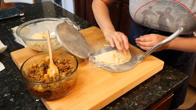 How to make Ground Beef Empanadas | Views Recipe
