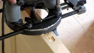 Установка дверей , врезка петель и замков часть2