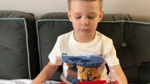 РАСПАКОВКА MECARD на канале RUSSIAN VLADIK SHOW