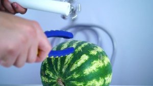 Мамикс - УНИЧТОЖАЮ АРБУЗ ОБЫЧНЫМ СПИННЕРОМ!