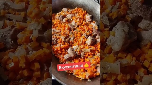 На скорую руку! _вкусный_плов! 👍А, Вы в духовку ставите!?#плов#польза #вкусно #быстро #shorts смотреть онлайн