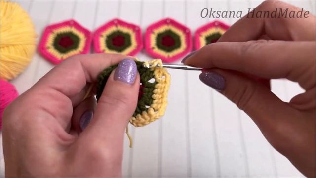Красивая подставка крючком из остатков пряжи. Mandala crochet pattern